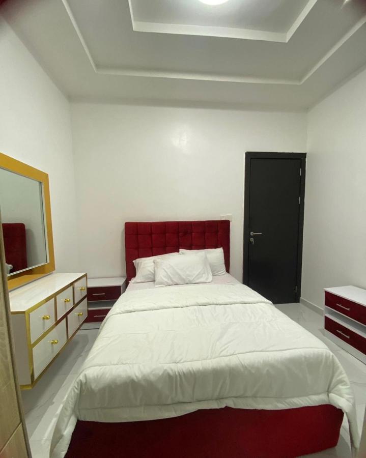 Urban Retreat Luxury Shortlet Apartment Lekki Ajah Lagos With Pool And Gym Dış mekan fotoğraf